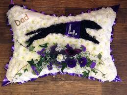 Greyhound Silhouette By Sarahs Rose Garden Florists Funeral Tributes Funeral Flowers Creative Challenge