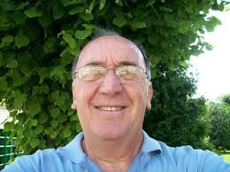 Robert Pons's Instagram, Twitter & Facebook