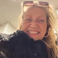 Stephanie Dawn updated her cover photo.