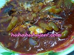 Sardin merupakan sebuah menu kegemaran ramai yang boleh dijadikan pelbagai jenis hidangan seperti sardin masak kari, inti karipap, sardin masak lemak dan masak sambal sardin cili padi. Sambal Tumis Sardin Dengan Belimbing Buloh Blog Santai Santai Jerr