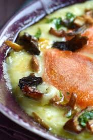 Uberbackene Waldpilzpfanne Mit Cremoulin Rezept Rezepte Lebensmittel Essen Pilze
