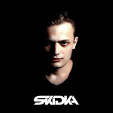 Stream Evalution Radio music