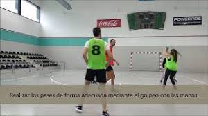 2 juegos deportivos, deporte y ed. Hitball Juego Deporte Inventado Youtube