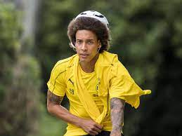 Axel witsel gives rythym to tianjin fans after big win against guangzhou. Bvb Arger Um Witsel Perucke Jetzt Reden Die Ultras Klartext Fussball