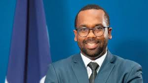 Sadi Lopez (@stellaroxi)