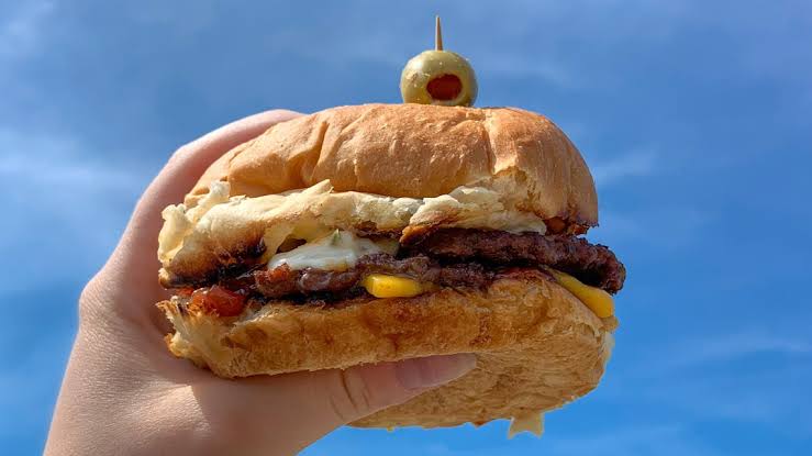 Reader's Digest names Galley Boy best Ohio burger | 10tv.com
