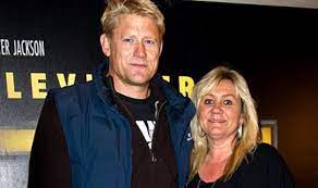 Past team manchester city, leeds united. Kasper Schmeichel Childhood Story Plus Untold Biography Facts
