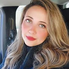 Amy Dryden (@AmyMarieDrynde)