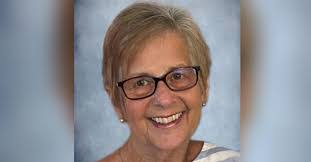 Robert Blomquist's Instagram, Twitter & Facebook