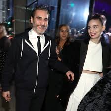 Joaquin phoenix and rooney mara got engaged in 2019. Joaquin Phoenix Rooney Mara Relationship Timeline People Com