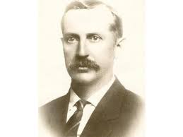 Remembering Herndon's History: The Ghost In Brush Strokes' Salon