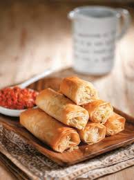 Rolakia Mpakaliaroy Me Kayterh Saltsa Piperias Www Olivemagazine Gr Recipe Cooking Recipes Food Recipies Cooking