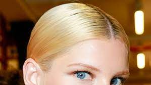 Is Your Blonde Hair Turning Green Here S How To Prevent And Fix It Allure