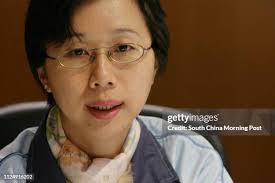 Ming Mui's Instagram, Twitter & Facebook