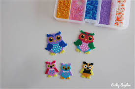 Cette plaque servira de support pour vos petites perles en plastique et permettra de souder votre modèle de perles à repasser. Perles A Repasser Tailles Et Idees De Bricolages Lucky Sophie Blog Famille Voyage