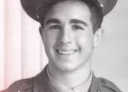 Selamat Hari Peringatan kepada pengasas kami, Glenn Bell, yang berkhidmat  dalam Kor Marin semasa Perang Dunia II. Terima kasih atas khidmat anda! :  r/tacobell