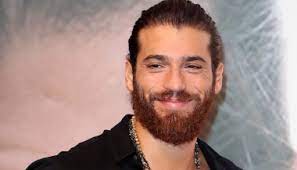 Can yaman avukatlık ve oyunculuk yapmaktadır. Can Yaman And Diletta Leotta First Photo Together On Instagram