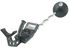 While the availability varies from model to model, here are some noteworthy features to. Bounty Hunter Vlf Metal Detector With Automatic Tuning And Ground Balance Walmart Com Walmart Com