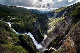 The step bridge at vøringsfossen goes across the river bjoreio, connecting the viewpoints and paths at fossatromma and fossli. Voringsfossen Waterfall Visit Beautiful Voringsfossen Waterfall