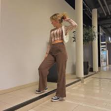 Today's video is recreating instagram outfits!! How To Style Brown Pants 30 Best Outfit Ideas For Women With Brown Pants Her Style Code