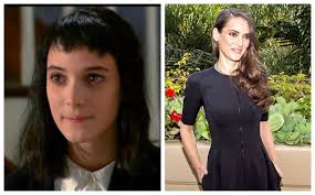 ¿qué debería hacer una pareja de fantasmas, si su estrafalario hogar de nueva inglaterra se llenara de elegantes visitantes neoyorquinos? Que Fue Del Elenco De Beetlejuice Sector Cinesector Cine