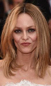 Paradis became a child star at the age of 14 with the success of her single joe le taxi.since 1991, she has been a spokesmodel for chanel Vanessa Paradis Hollywood Life