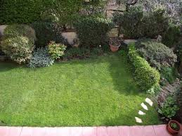 Come creare dei dipinti per arredare casa in maniera semplice ed economica. Piccoli Giardini Progettazione Giardini Arredamento Piccoli Giardini