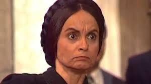 Foto: Em 'Tieta', a Mulher de Branco era Laura, interpretada pela atriz  Claudia Alencar.