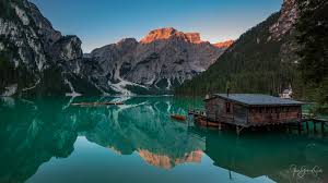 Quelli che vivono e lavorano in montagna è il titolo di copertina di buone notizie, lo speciale del corriere della s … Dolomites Italie Patrimoine Unesco Voyage Stage Photo Naturavista Montagne Juillet 2019 Naturavista