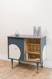 Personnalisez Vos Meubles Au Gre De Vos Envies Avec Les Vernis Relooking V33 Vernis Meubles Boiseri Relooker Meuble Boiseries Relooking Mobilier De Salon