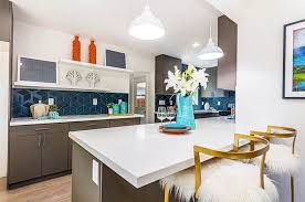 The words remodel and renovate are often used interchangeably. Renovation Vs Remodel Differences How To Choose Designing Idea