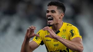 São Paulo chega a acordo com Mirassol e terá Lucas Ramon de maneira antecipada