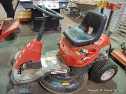 A week later i tried to start to start it again and the battery was dead. Troy Bilt Mod Tb30r 30 Riding Lawn Mower Dead Battery Auction Huisman Auctions