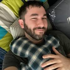 Okay, I sorely underestimated how many of you would be interested in my  home ec lizard I made when I was 12. So here's a fun story about her. Her  name is