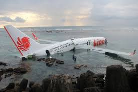 Pihak airnav melakukan pengecekan terkait kabar tersebut. Lion Air Jt 610 Kecelakaan Pesawat Terparah Di Indonesia Sejak 1997 Halaman All Kompas Com