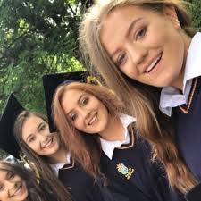 Lara sweeney (@lara2k13)