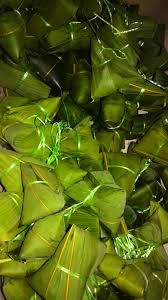 Bukit katil juga bersempadan dengan ayer keroh di bahagian utara dan juga bukit beruang di bahagian timur. Namakucella Ketupat Daun Buluh