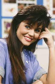 The 25 Best Beauty Trends Of All Time 1980s Hair Tiffani Amber Thiessen Tiffani Thiessen