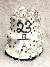 Black And White Birthday Cakes For Her Black White Flower Birthday Cake Birthday Cake With Flowers Cake Flower Cake