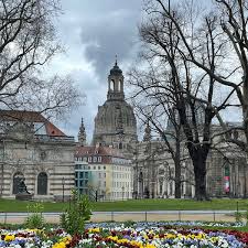 729 (nby 418768).jpg 826 × 520; Bruhlscher Garten Innere Altstadt Dresden Sachsen
