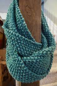 A beautiful cowl knitting pattern. The Seed Stitch Infinity Scarf Is Complete Quilts By Jen