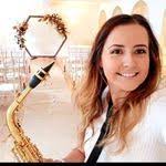 Holly Saxe's Instagram, Twitter & Facebook