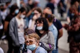 | de la salud (oms), michael ryan, alertó este lunes que la variante delta del coronavirus. Avanco Da Variante Delta Da Covid 19 Derruba Bolsas Ao Redor Do Mundo
