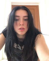 Breathe new life into your long, brown hair by asking your stylist to add. Pinterest ð''ð' ð'¡ð'Ÿð''ð'™ð'™ð'Ž Grunge Hair Hair Streaks Alternative Makeup