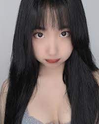 Khánh huyền (sinh năm 1971) là một nữ diễn viên điện ảnh việt nam. Ghim Tren Gai Xinh