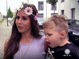 Drei jahre ist es nun her, dass sarah lombardi ihr erstes kind zur welt gebracht hat. Echt Familie Sarah Lombardi Fuhrt Alessio Im Tv Vor Das Sagt Pietro Express De