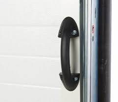 Detail Poignee De Levage Porte De Garage Sectionnelle Porte De Garage Sectionnelle Porte Garage Garage