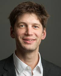 About us: Dr. des. David Loher