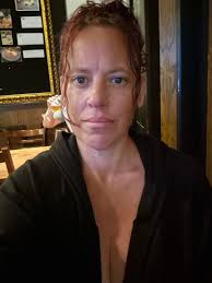 Afternoon, hope its ok to post. William Tyler, table 36 On my own all  evening, been an even more pants week and had enough. I dont drink  lager/ales, plain cider or wines.