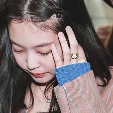BlackPink Jennie Flower ring have for pre-order 💕😍😍